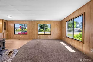 1210 35th St, Seaview, WA 98644 - Photo 18