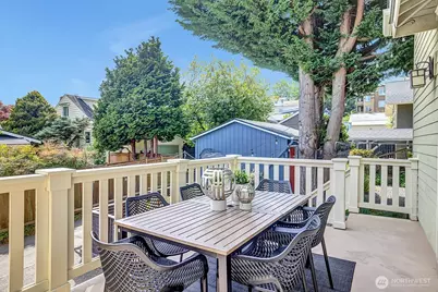333 N 78th Street, Seattle, WA 98103 - Photo 16