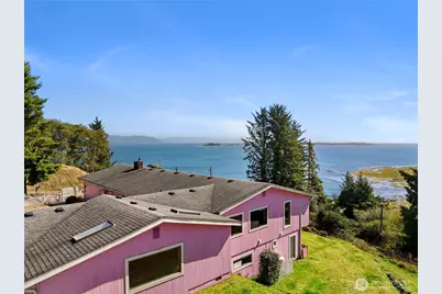 193 Robert Gray Drive SW, Ilwaco, WA 98624 - Photo 1