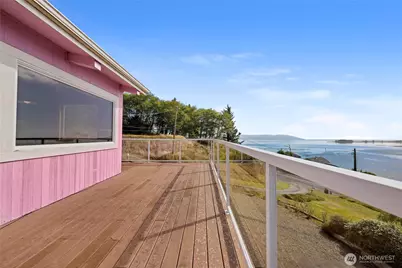 193 Robert Gray Drive SW, Ilwaco, WA 98624 - Photo 4