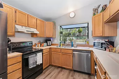 119 N 34th Street, Bellingham, WA 98225 - Photo 8