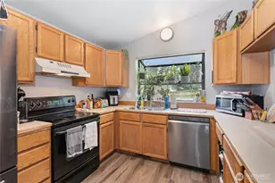 119 N 34th St, Bellingham, WA 98225 - Photo 8