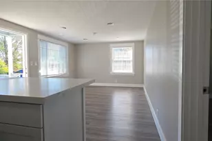 12053 70 Th Ave S, Seattle, WA 98178 - Photo 10