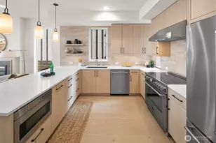 2851 NW 70th St, Seattle, WA 98117 - Photo 6