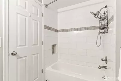 17022 190th Avenue E, Renton, WA 98058 - Photo 12