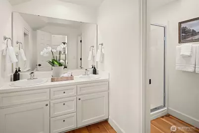 2038 9th Street W, Kirkland, WA 98033 - Photo 18
