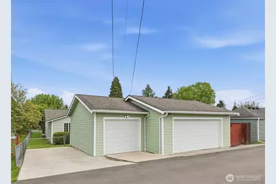 1620 Maple Street, Everett, WA 98201 - Photo 2