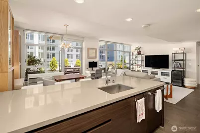 583 Battery Street #702N, Seattle, WA 98121 - Photo 6