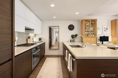 583 Battery Street #702N, Seattle, WA 98121 - Photo 2