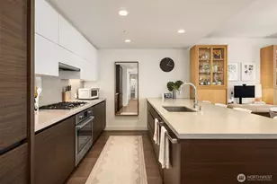 583 Battery St, Seattle, WA 98121 - Photo 2
