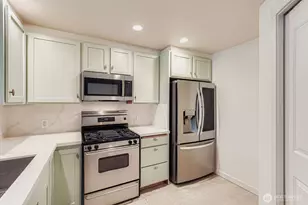 2607 Western Ave, Seattle, WA 98121 - Photo 6