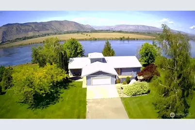 32 Midland Road, Brewster, WA 98813 - Photo 1