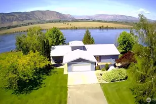 32 Midland Rd, Brewster, WA 98813 - Photo 1