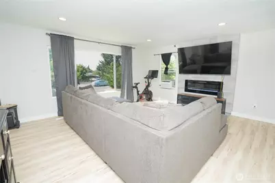 18830 108th Avenue SE, Renton, WA 98055 - Photo 10