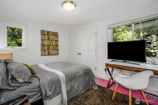 13130 Holmes Point Dr NE, Kirkland, WA 98034 - Photo 20