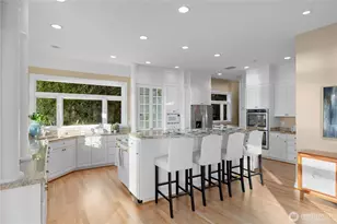 649 E Lake Sammamish Pkwy SE, Sammamish, WA 98074 - Photo 8