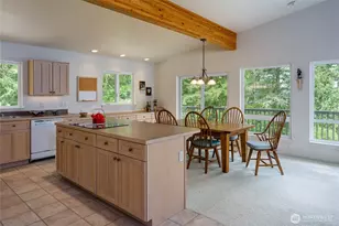 127 Sand Cove Ln, Lopez Island, WA 98261 - Photo 10
