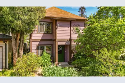 8102 Silva Avenue SE, Snoqualmie, WA 98065 - Photo 2