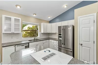 9524 2nd Street SE #9, Lake Stevens, WA 98258 - Photo 6