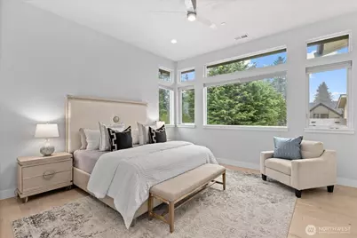 13038 NE 102nd Place, Kirkland, WA 98033 - Photo 16