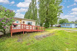 380 E Pole Rd, Lynden, WA 98264 - Photo 2