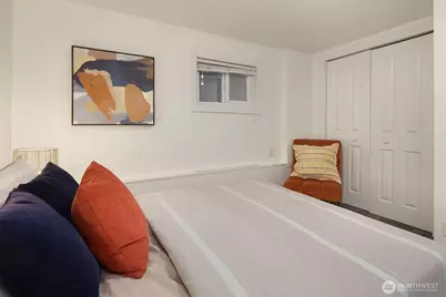 17 W Dravus Street, Seattle, WA 98119 - Photo 34