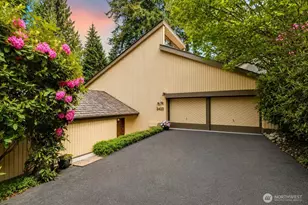 2422 Sahalee Dr W, Sammamish, WA 98074 - Photo 1