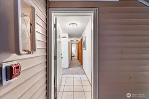 1009 112th Street SE, Everett, WA 98208 - Photo 2