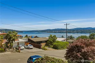 7811 S 112th St, Seattle, WA 98178 - Photo 4