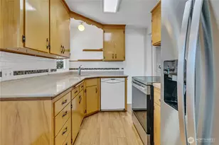 7811 S 112th St, Seattle, WA 98178 - Photo 12
