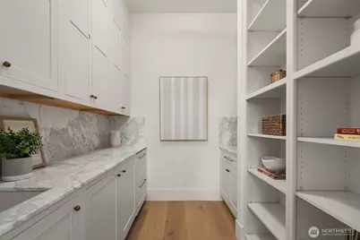 1031 McGilvra Blvd East, Seattle, WA 98112 - Photo 10