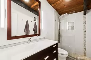 3717 Beach Dr SW, Seattle, WA 98106 - Photo 14