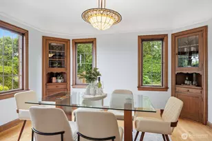 1560 28th Ave W, Seattle, WA 98199 - Photo 10
