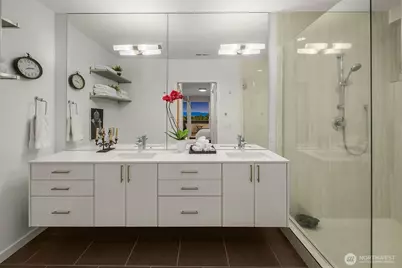 431 26th Avenue E, Seattle, WA 98112 - Photo 22