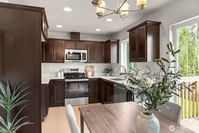 8106 49th Street NE, Marysville, WA 98270 - Photo 10