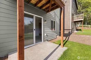 8106 49th St NE, Marysville, WA 98270 - Photo 36