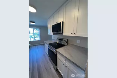 3326 Lombard Avenue #1, Everett, WA 98201 - Photo 2