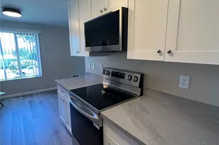 3326 Lombard Ave, Everett, WA 98201 - Photo 2
