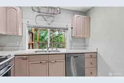 926 E Marine View Drive, Everett, WA 98201 - Photo 14