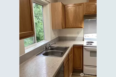 1826 98th Place SW #B, Everett, WA 98204 - Photo 4