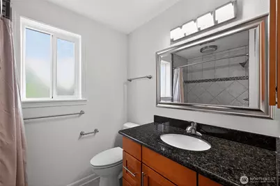 12228 Dayton Avenue N, Seattle, WA 98133 - Photo 24