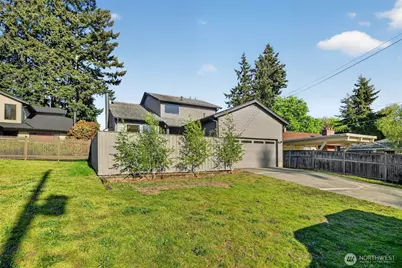 12228 Dayton Avenue N, Seattle, WA 98133 - Photo 1