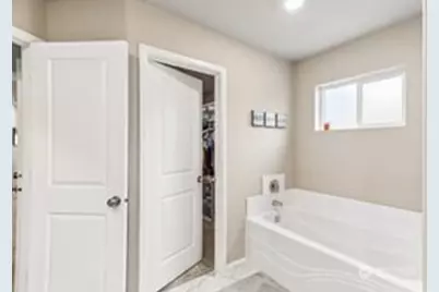 13207 191st Avenue E, Bonney Lake, WA 98391 - Photo 20