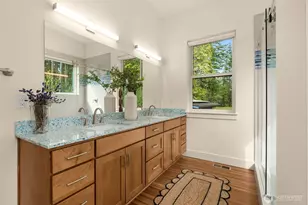 10143 Battle Point Dr NE, Bainbridge Island, WA 98110 - Photo 26