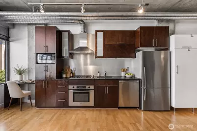 2720 3rd Avenue #707, Seattle, WA 98121 - Photo 6