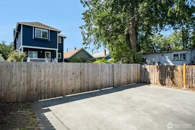 2006 42nd Avenue E, Seattle, WA 98112 - Photo 26