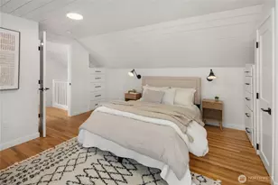 3711 NE 42nd St, Seattle, WA 98105 - Photo 14