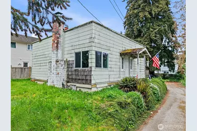 22018 76th Avenue W, Edmonds, WA 98026 - Photo 2
