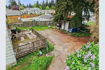 22018 76th Avenue W, Edmonds, WA 98026 - Photo 18