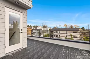 724 N 36th St, Seattle, WA 98103 - Photo 24